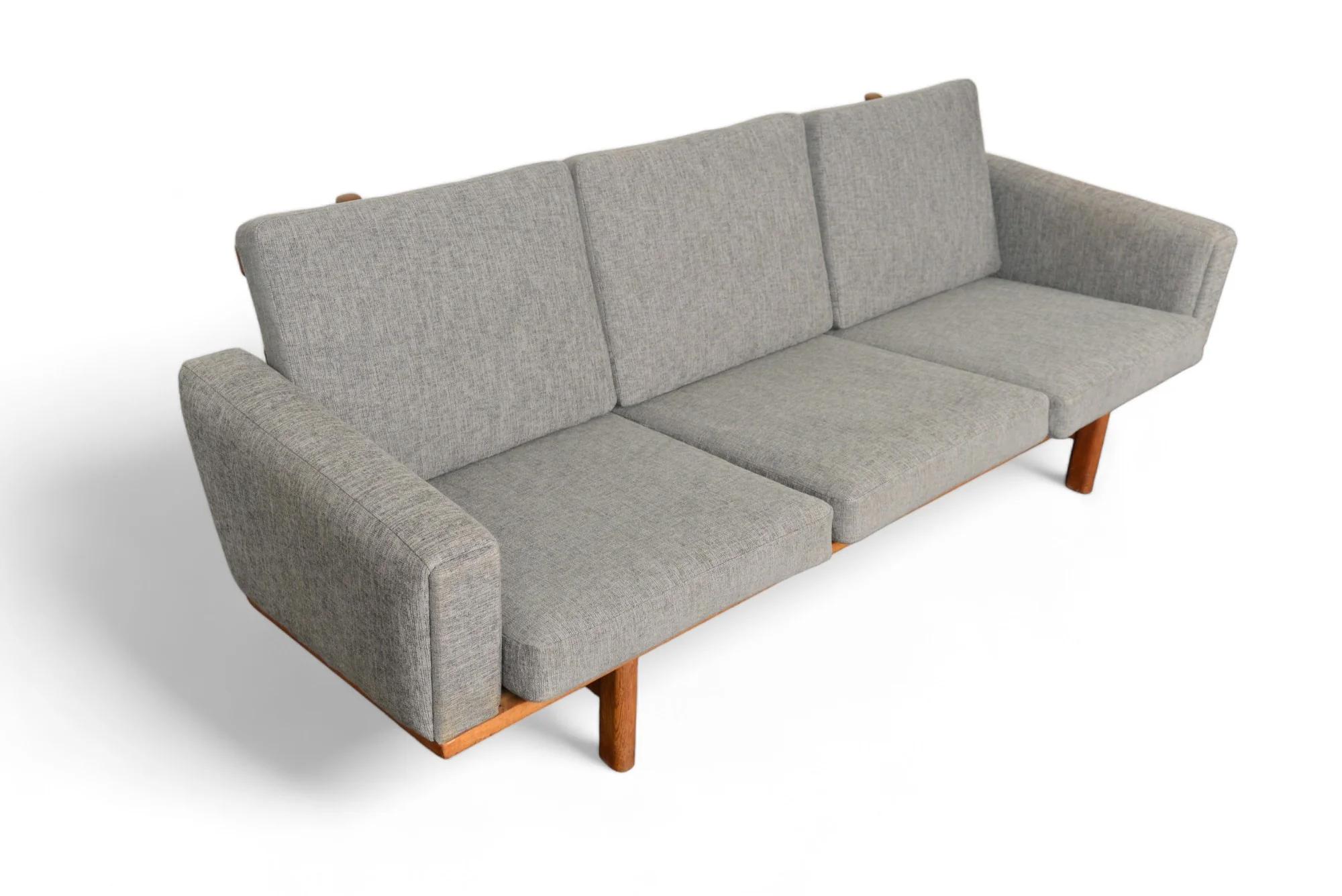 Danish Hans Wegner Ge-236 Three Seat Sofa In Oak For Sale