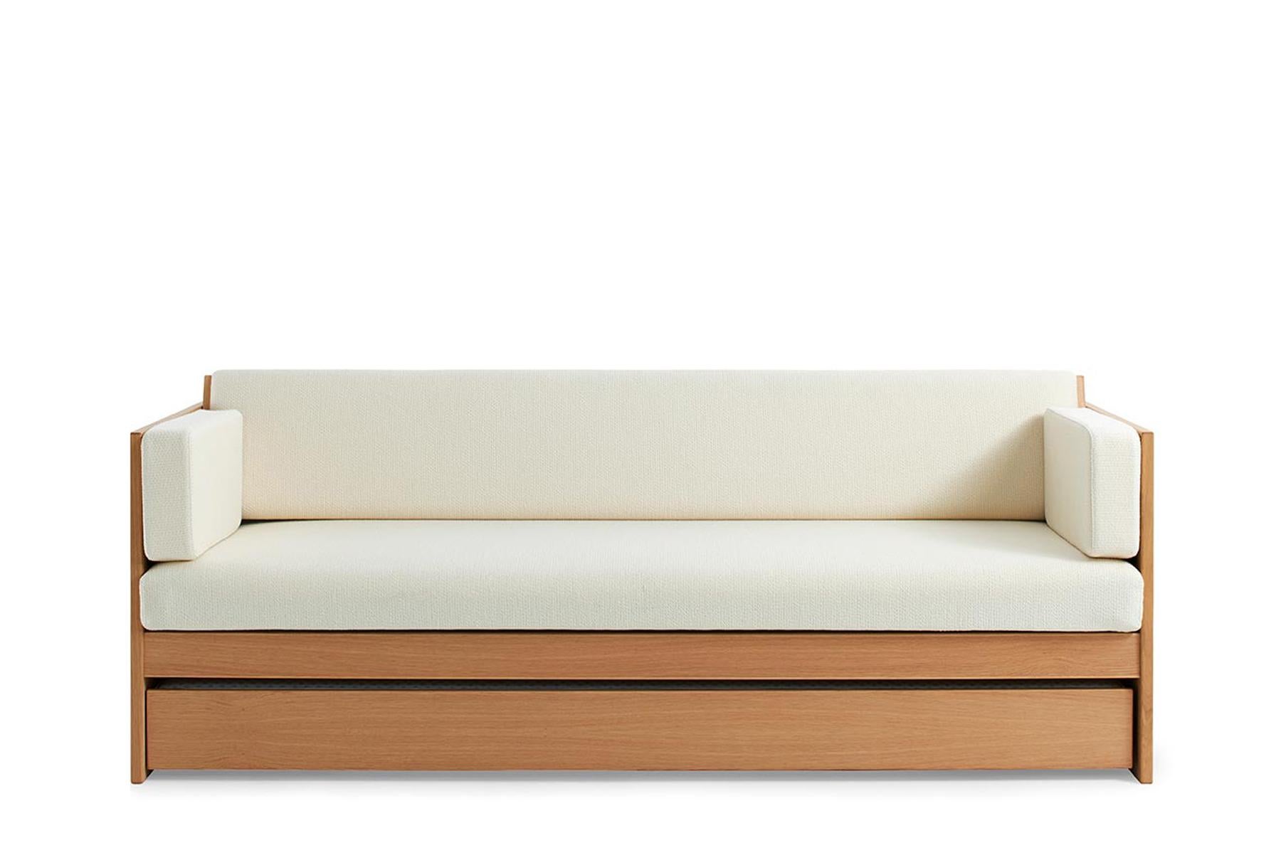 Mid-Century Modern Hans Wegner GE-261 Daybed, Stained Beech For Sale