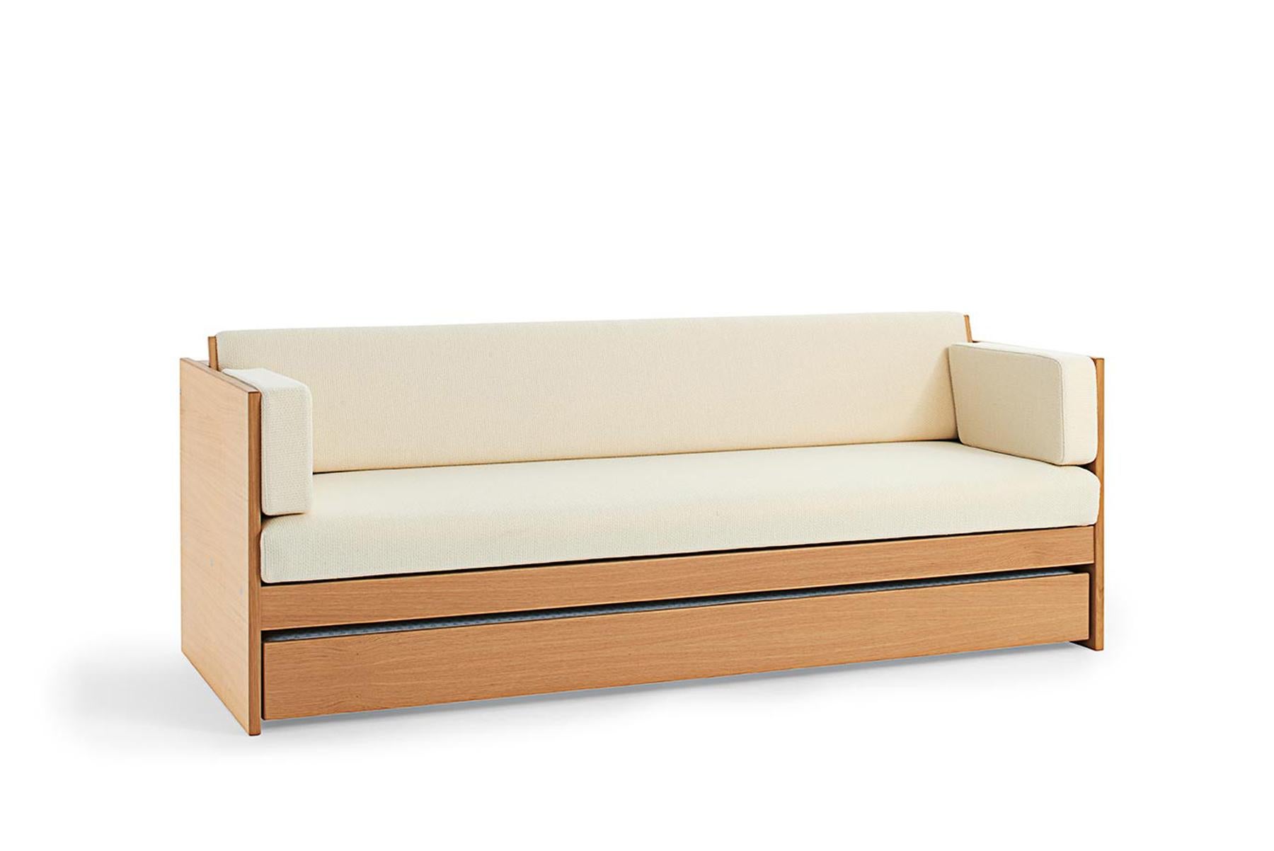 Hans Wegner GE-261 Daybed, Stained Oak For Sale 1