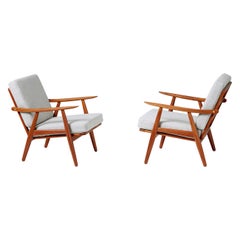 Hans Wegner GE-270 Pair of Lounge Chairs, 1956