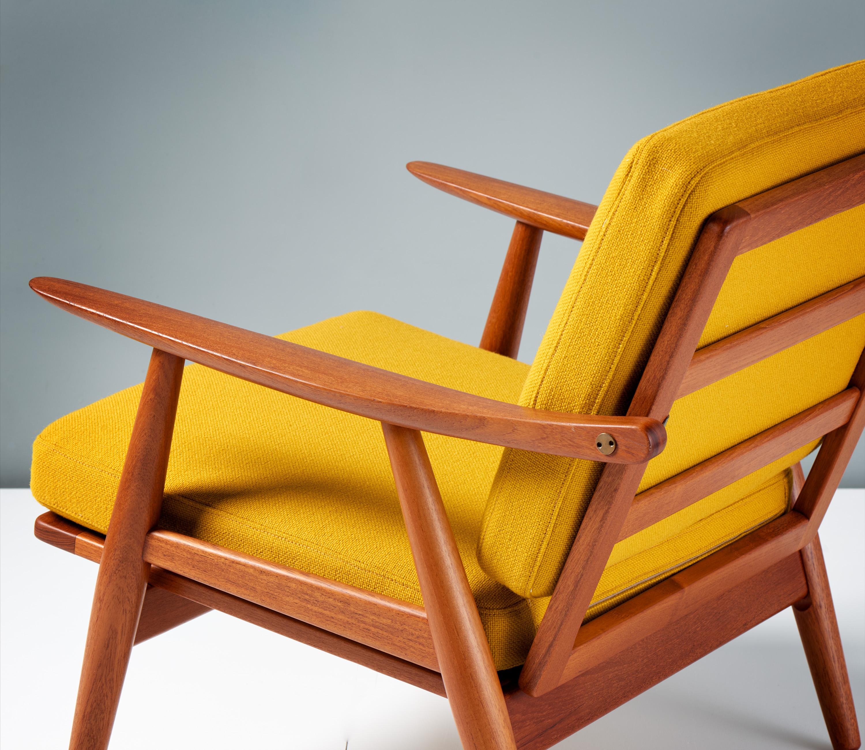 Danish Hans Wegner GE-270 Pair of vintage Teak Lounge Chairs, 1956 For Sale