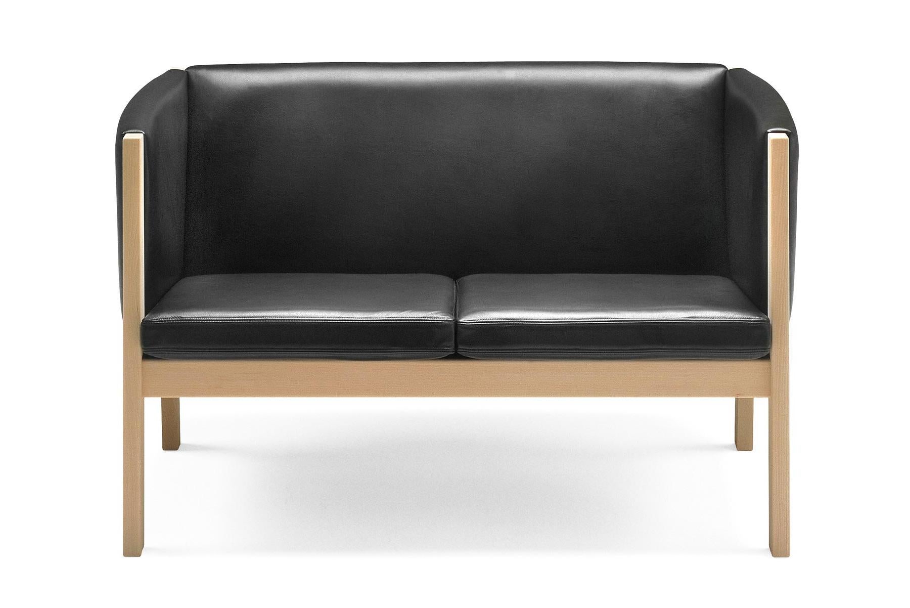 Mid-Century Modern Hans Wegner GE 285 2-Seat Sofa, Walnut For Sale