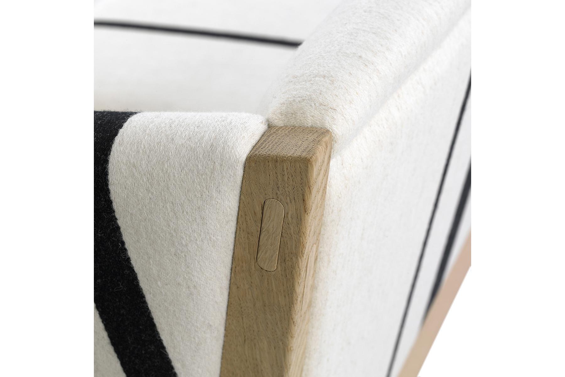 Hans Wegner GE 285 3-Sitz-Sofa, lackierte Eiche (Dänisch) im Angebot