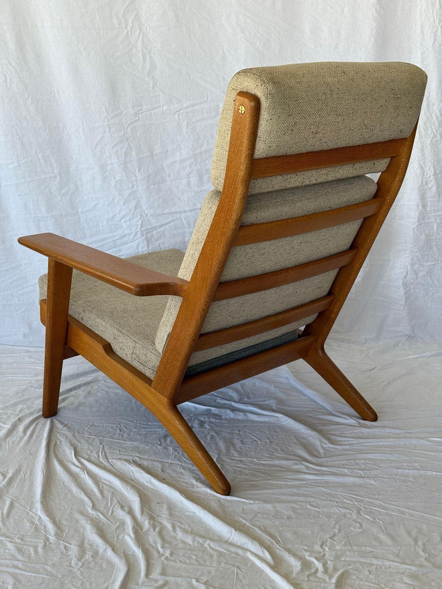 Hans Wegner GE-290 Chaise longue à dossier haut en vente 3