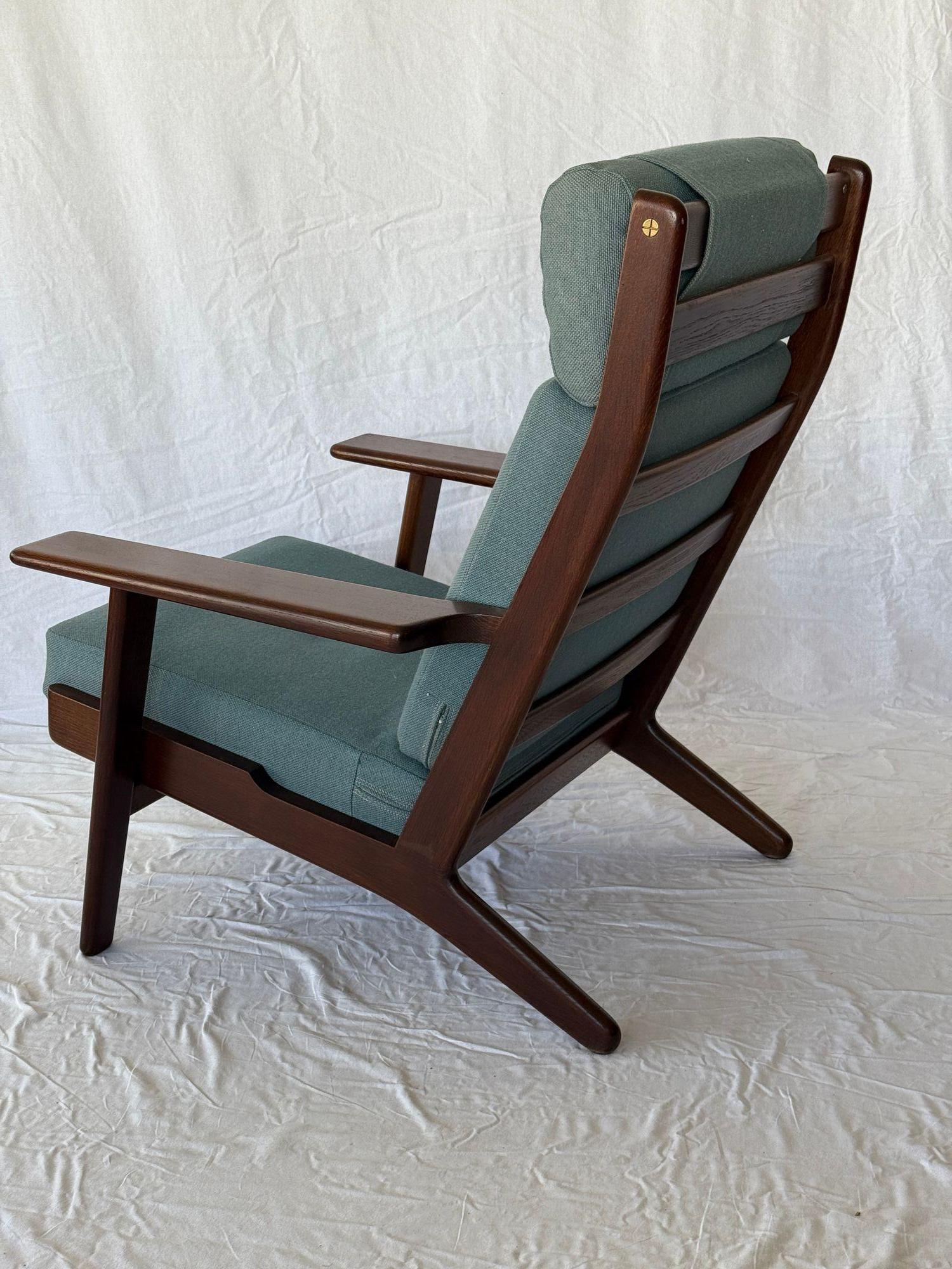 Hans Wegner GE-290 High Back Lounge Chair For Sale 5
