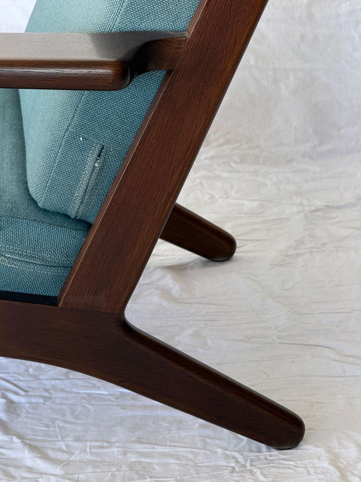 Hans Wegner GE-290 High Back Lounge Chair In Good Condition For Sale In Los Angeles, CA