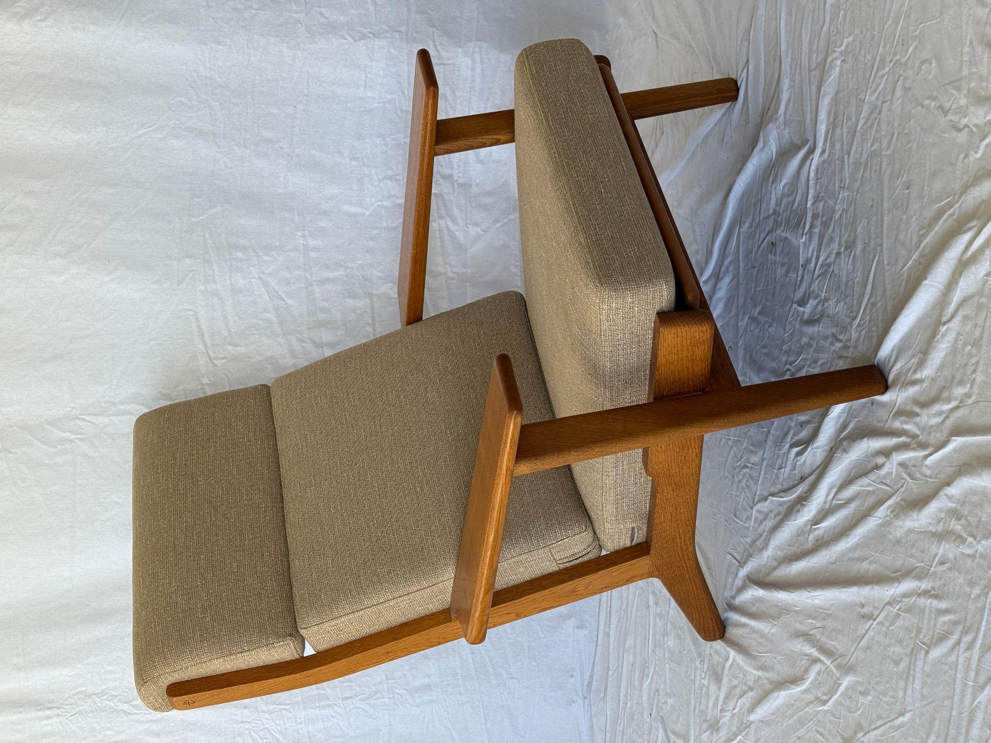 Hans Wegner GE 290 Highback Lounge Chair For Sale 4