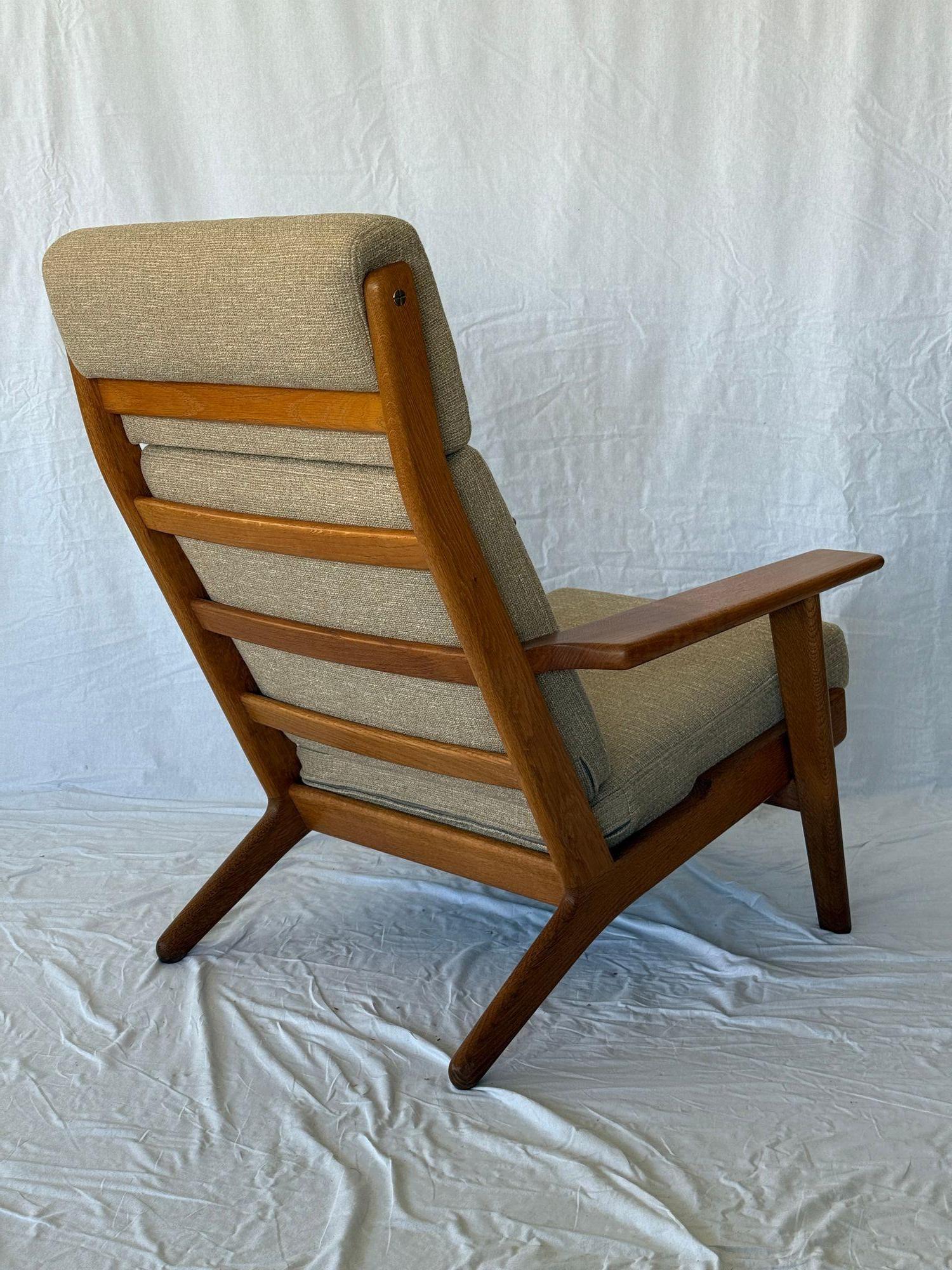 Hans Wegner GE 290 Chaise longue à dossier haut en vente 5