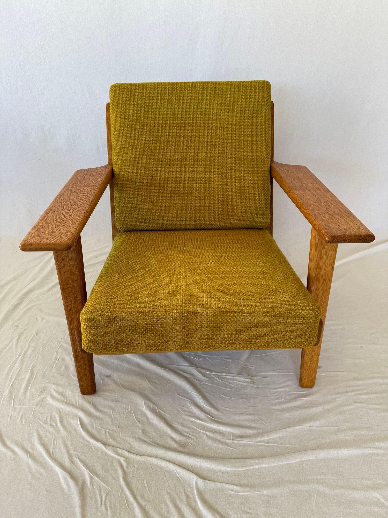 Hans Wegner GE-290 Lounge Chair 3