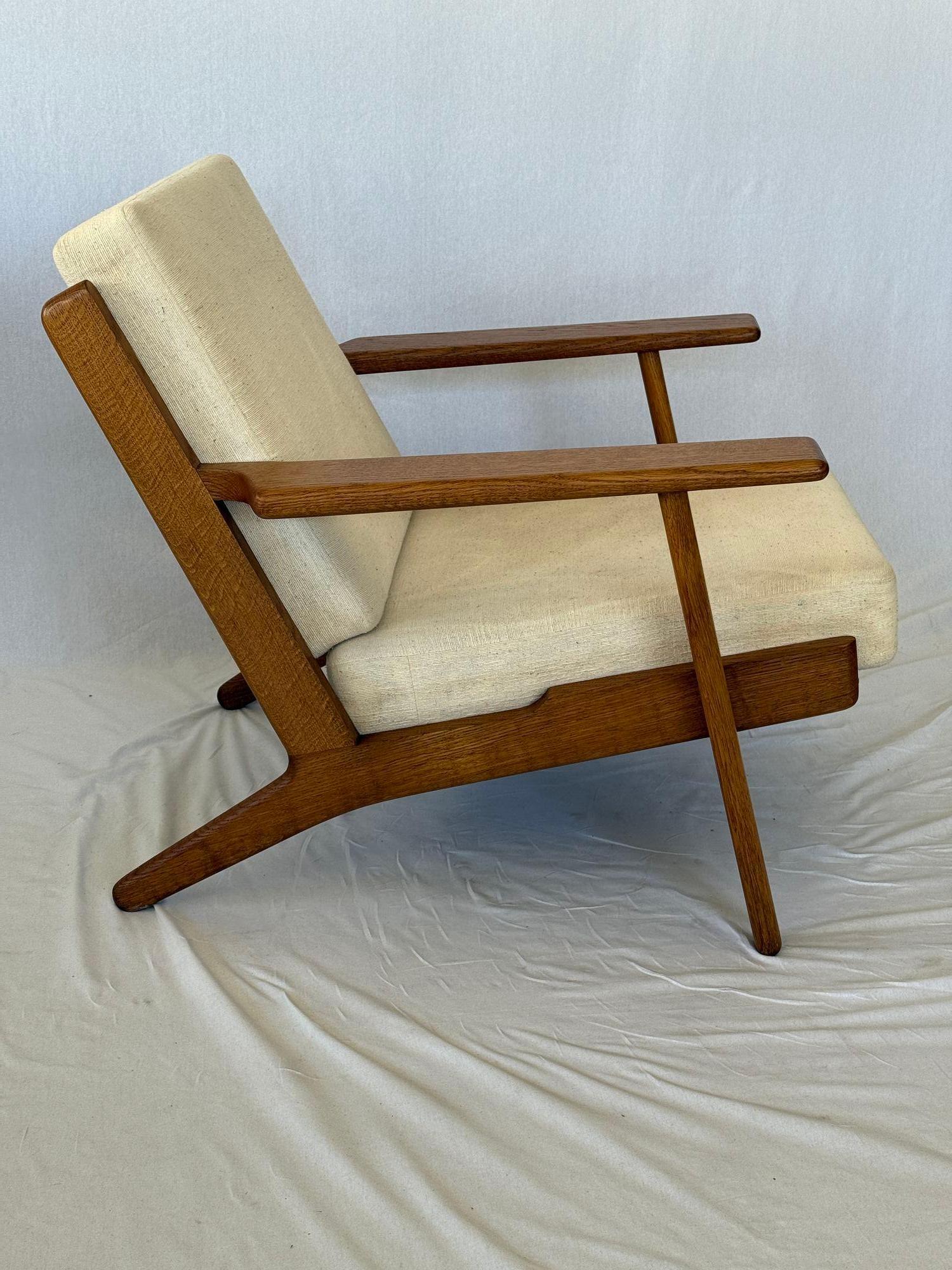 Hans Wegner GE-290 Lounge Chair 3