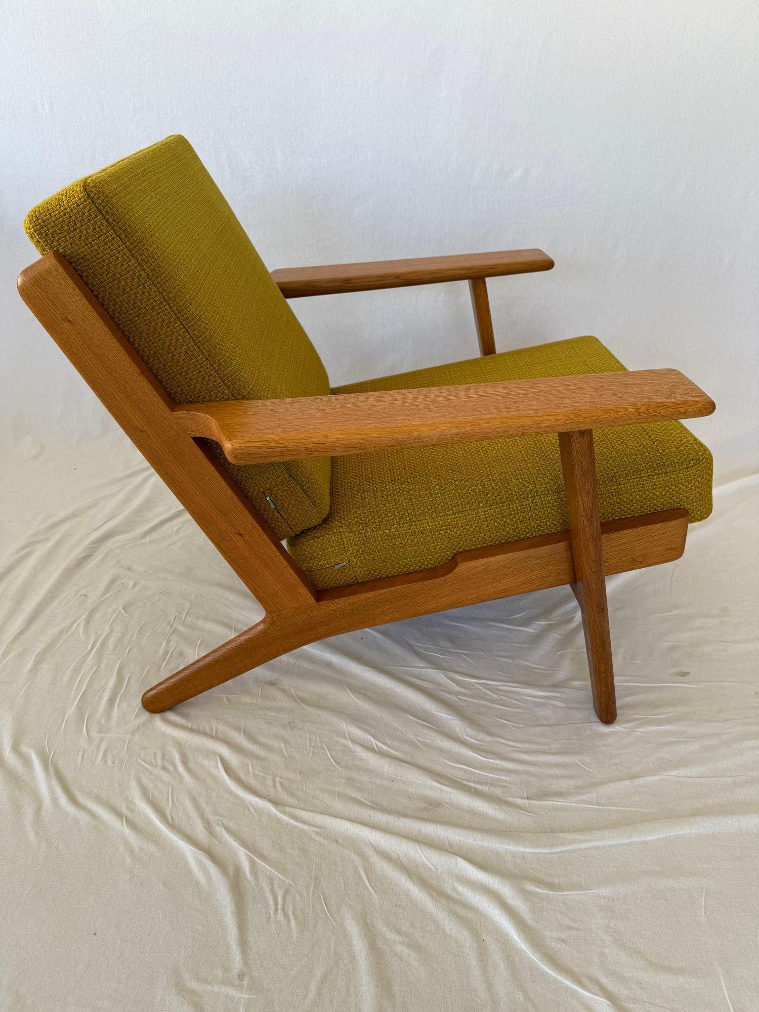 Hans Wegner GE-290 Lounge Chair 1