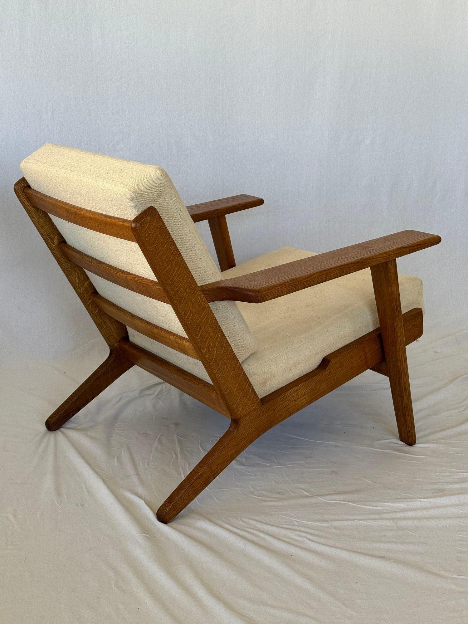 Hans Wegner GE-290 Lounge Chair 1
