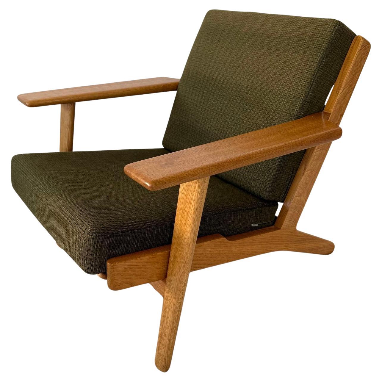 Hans Wegner GE-290 Lounge Chair