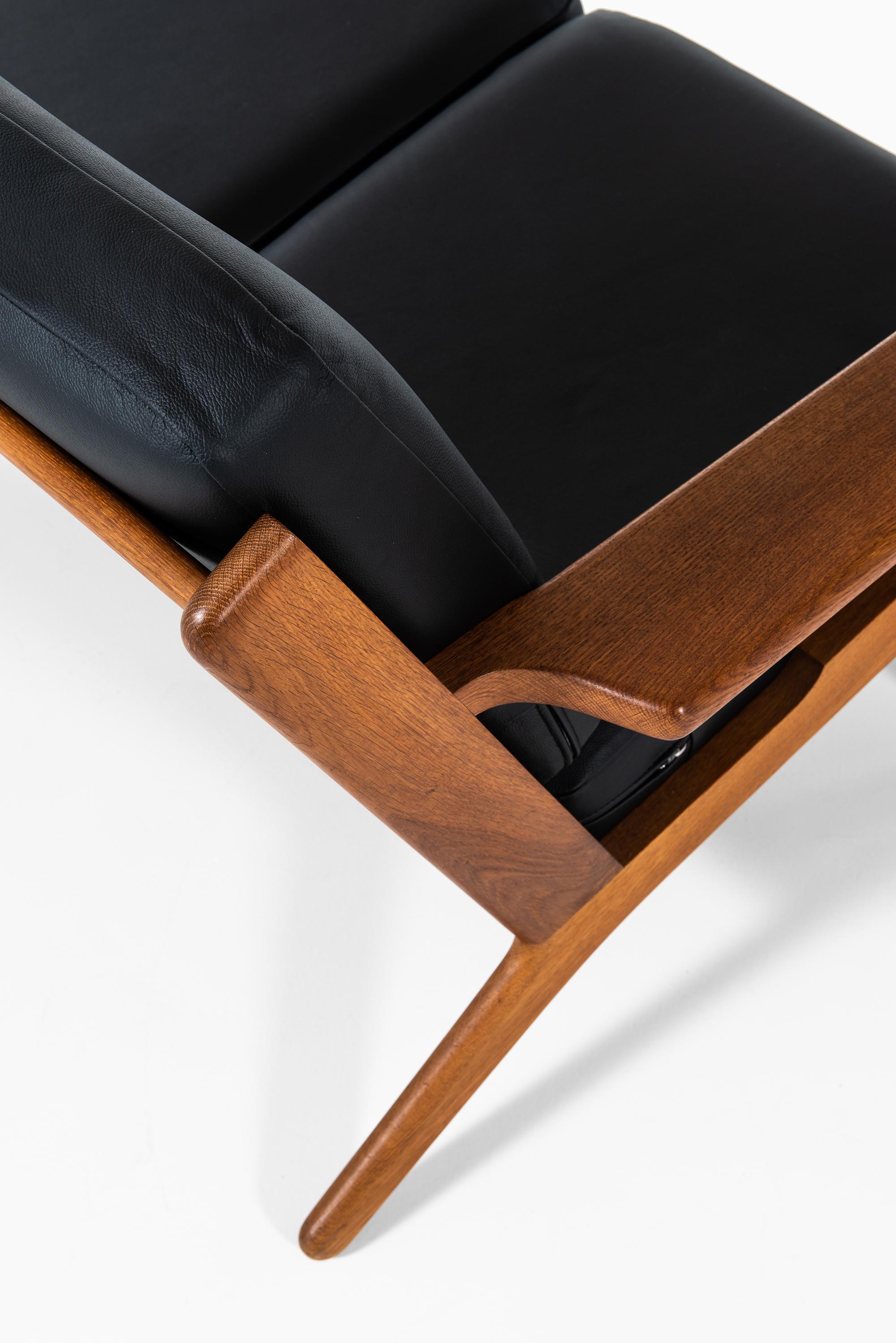 Danish Hans Wegner GE-290 Sofa by GETAMA in Denmark