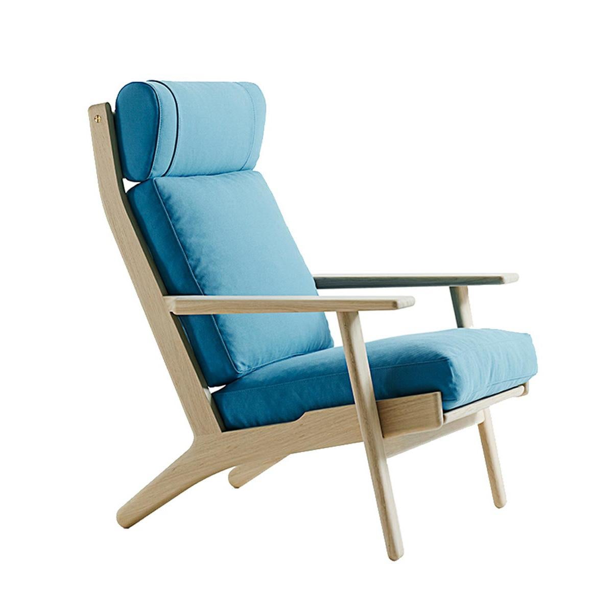 Hans Wegner GE-290A Lounge Chair, Lacquered Beech For Sale