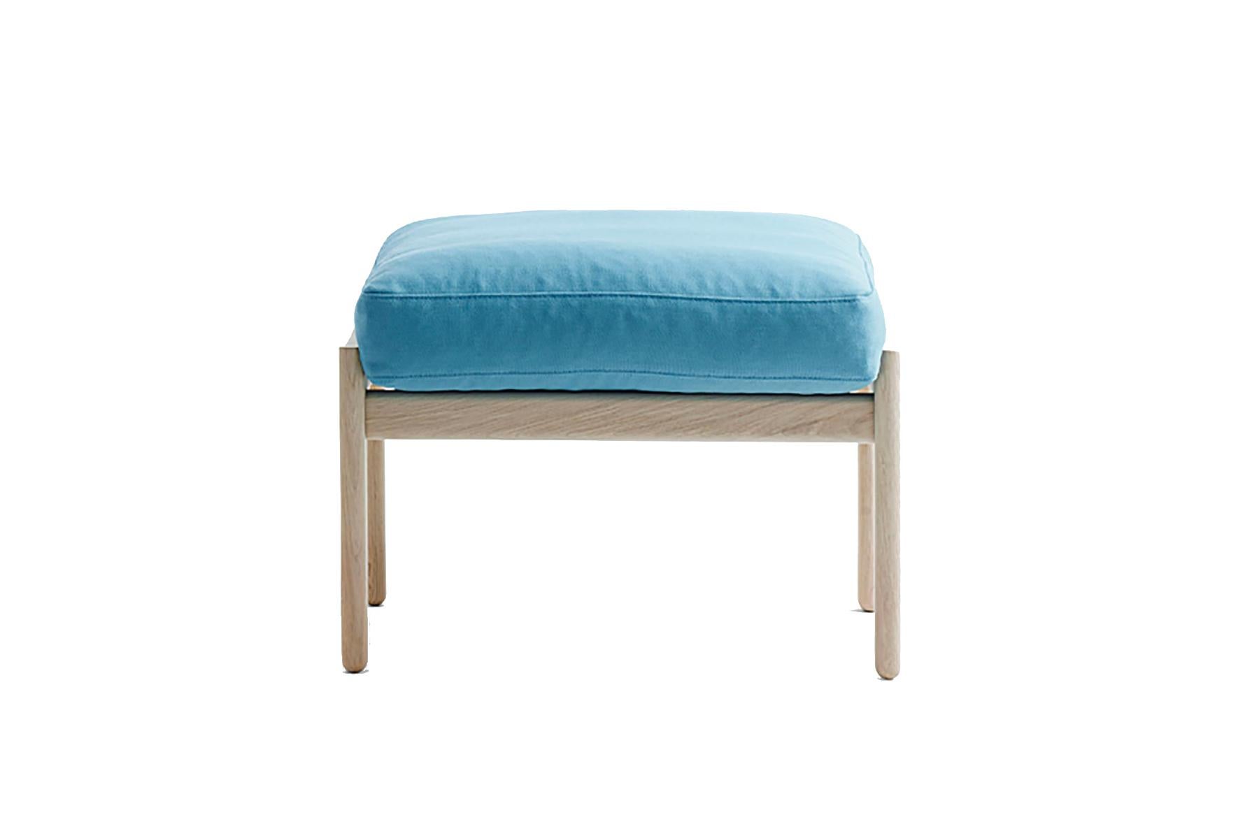 Mid-Century Modern Hans Wegner GE-290s Footstool, Stained Beech For Sale