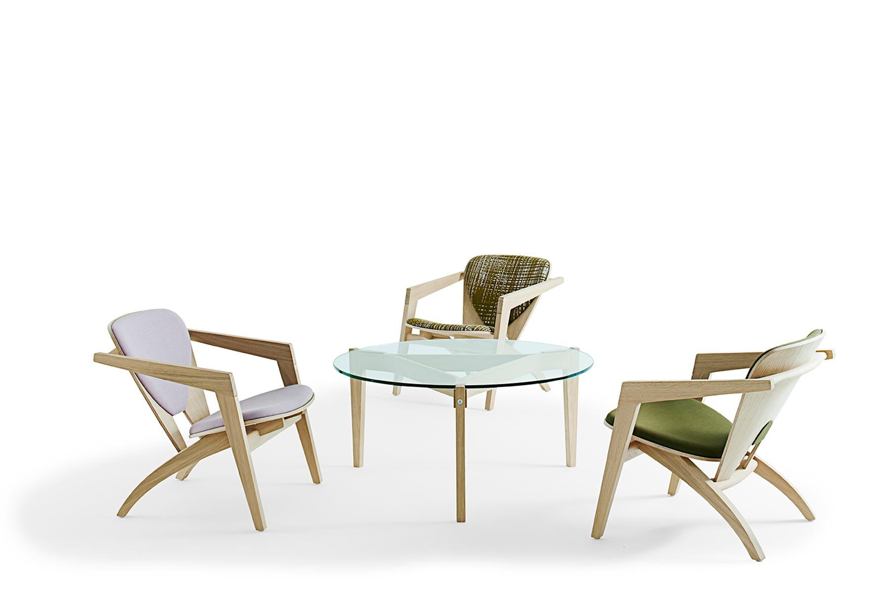 Hans Wegner GE-460 Schmetterling-Loungesessel, lackierte Eiche (21. Jahrhundert und zeitgenössisch) im Angebot