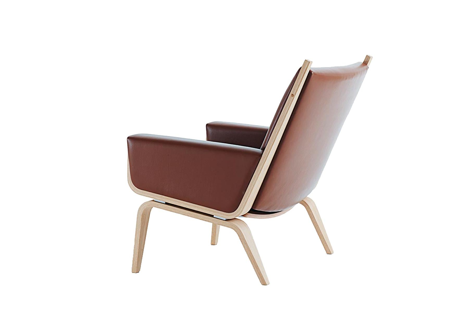 Mid-Century Modern Hans Wegner GE-501 Lounge Chair, Lacquered Oak For Sale