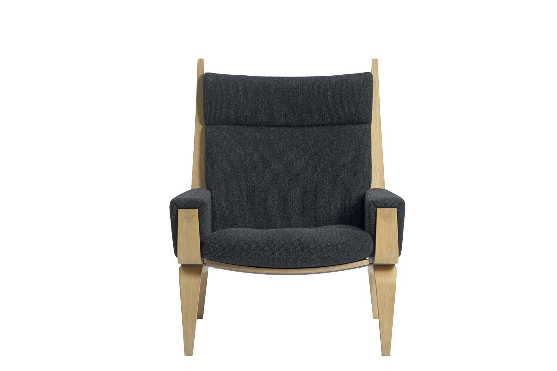 Mid-Century Modern Hans Wegner GE-501A Lounge Chair For Sale