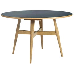 Hans Wegner GE-526 Dining Table, Veneered Top in Oak with Legs in Stained Beech