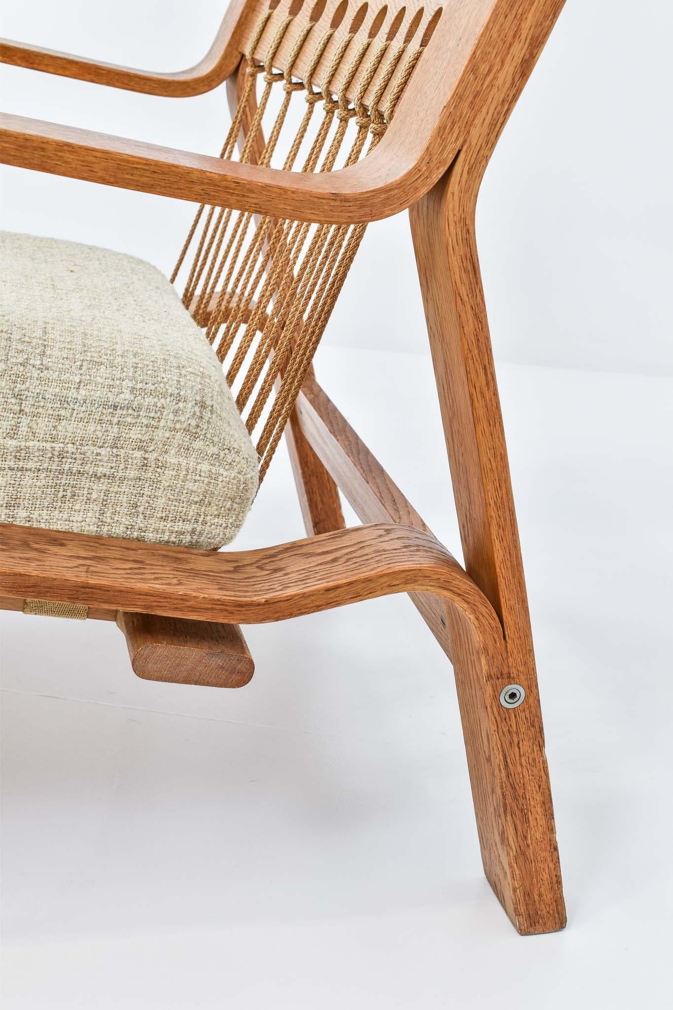 Danish Lounge Chair by Hans Wegner for GETAMA, model 'GE 671' 1