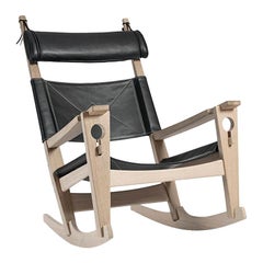 Hans Wegner GE-673 Schlüsselloch-Schaukelhocker aus Leder, lackierte Eiche