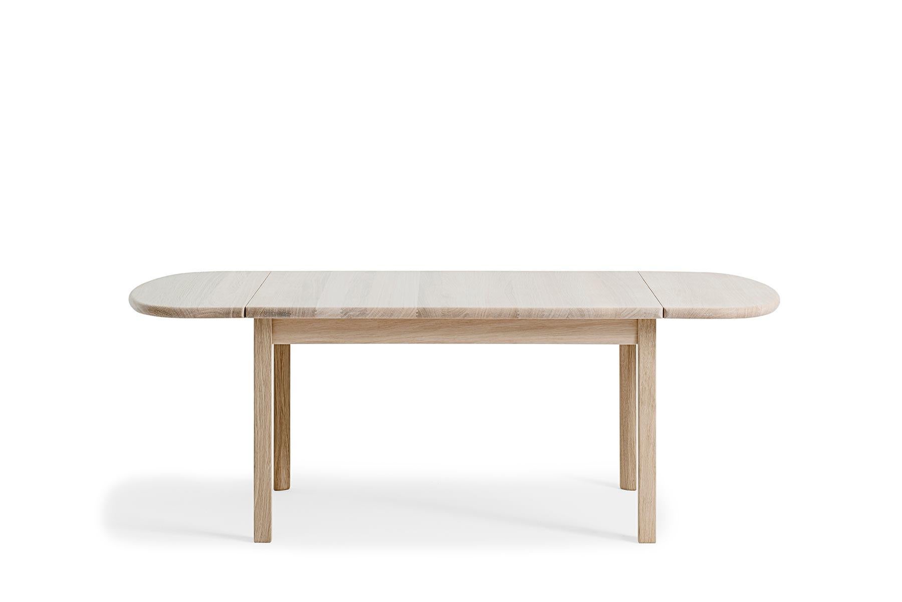 Contemporary Hans Wegner GE, 82/85 Coffee Table  For Sale