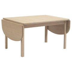 Hans Wegner GE, 82/85 Coffee Table, Stained beech