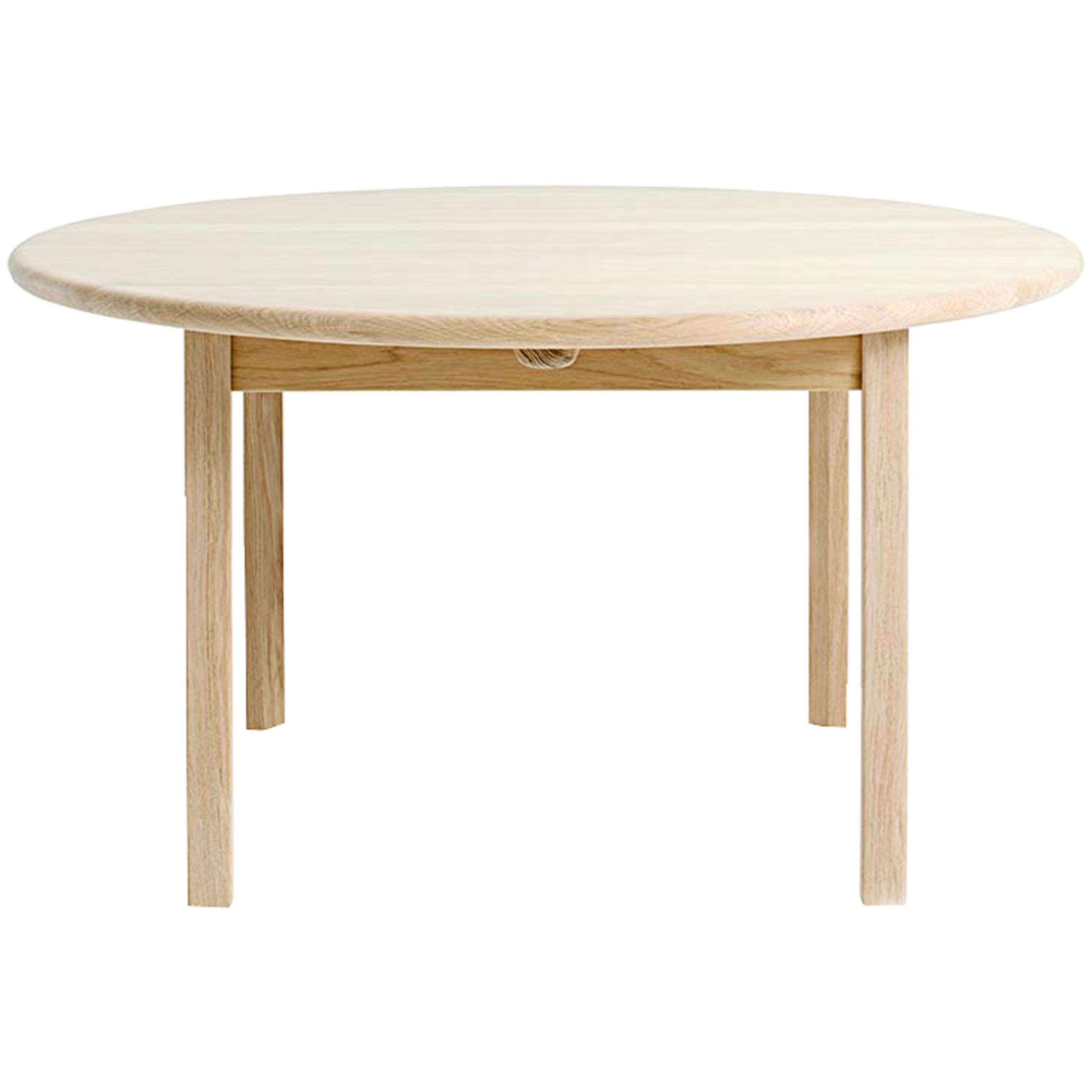 Hans Wegner GE, 83/88 Coffee Table, Lacquered Beech For Sale