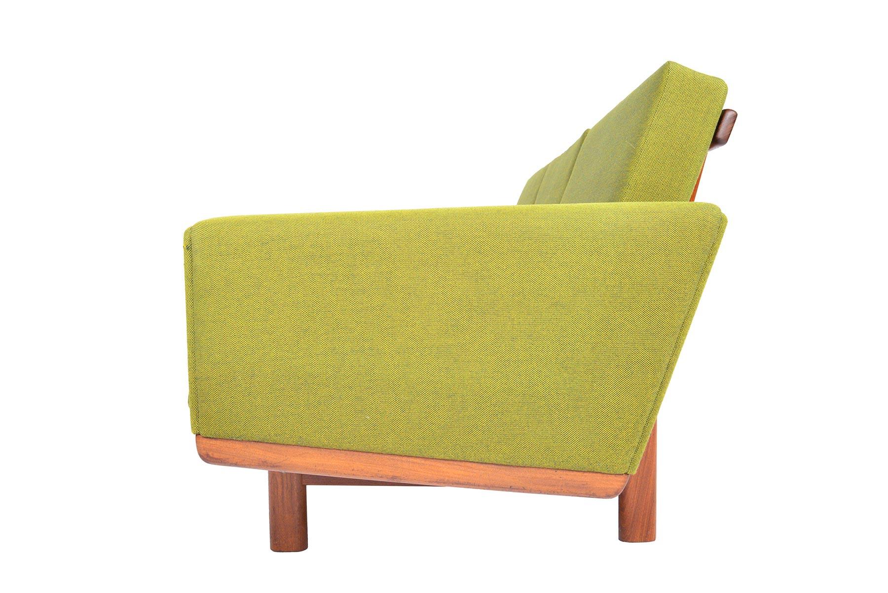 Hans Wegner GE236/3 Walnut Three-Seat Sofa 1