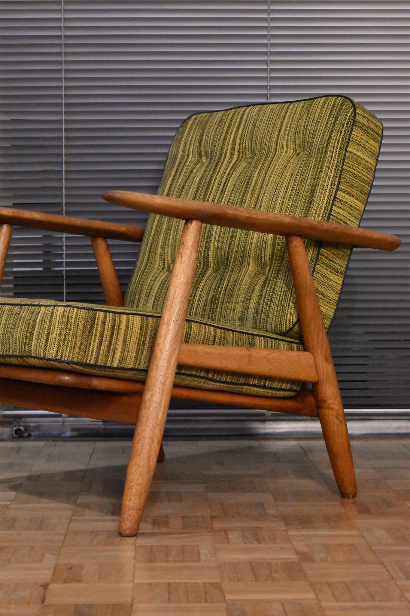 Scandinavian Modern Hans Wegner GE240 Cigar Chair with Original Upholstery