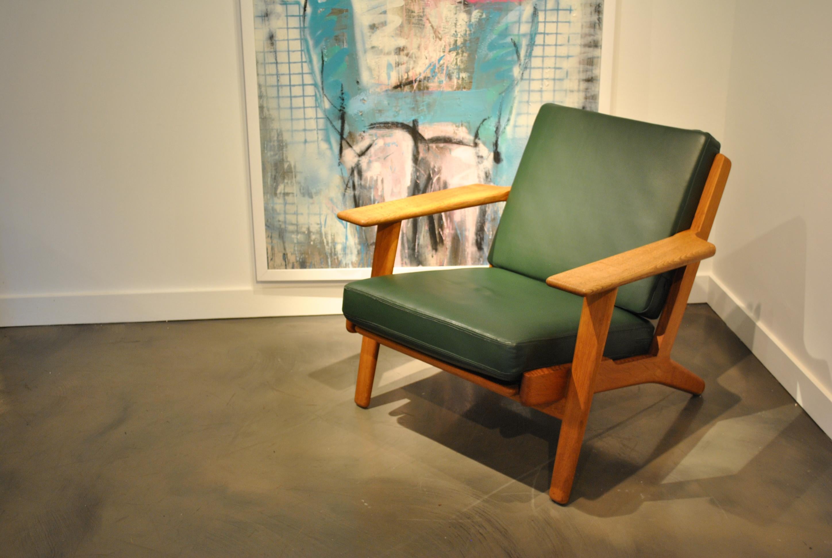 Hans Wegner GE290 Lounge Chair, Original, 1950s In Good Condition In London, GB