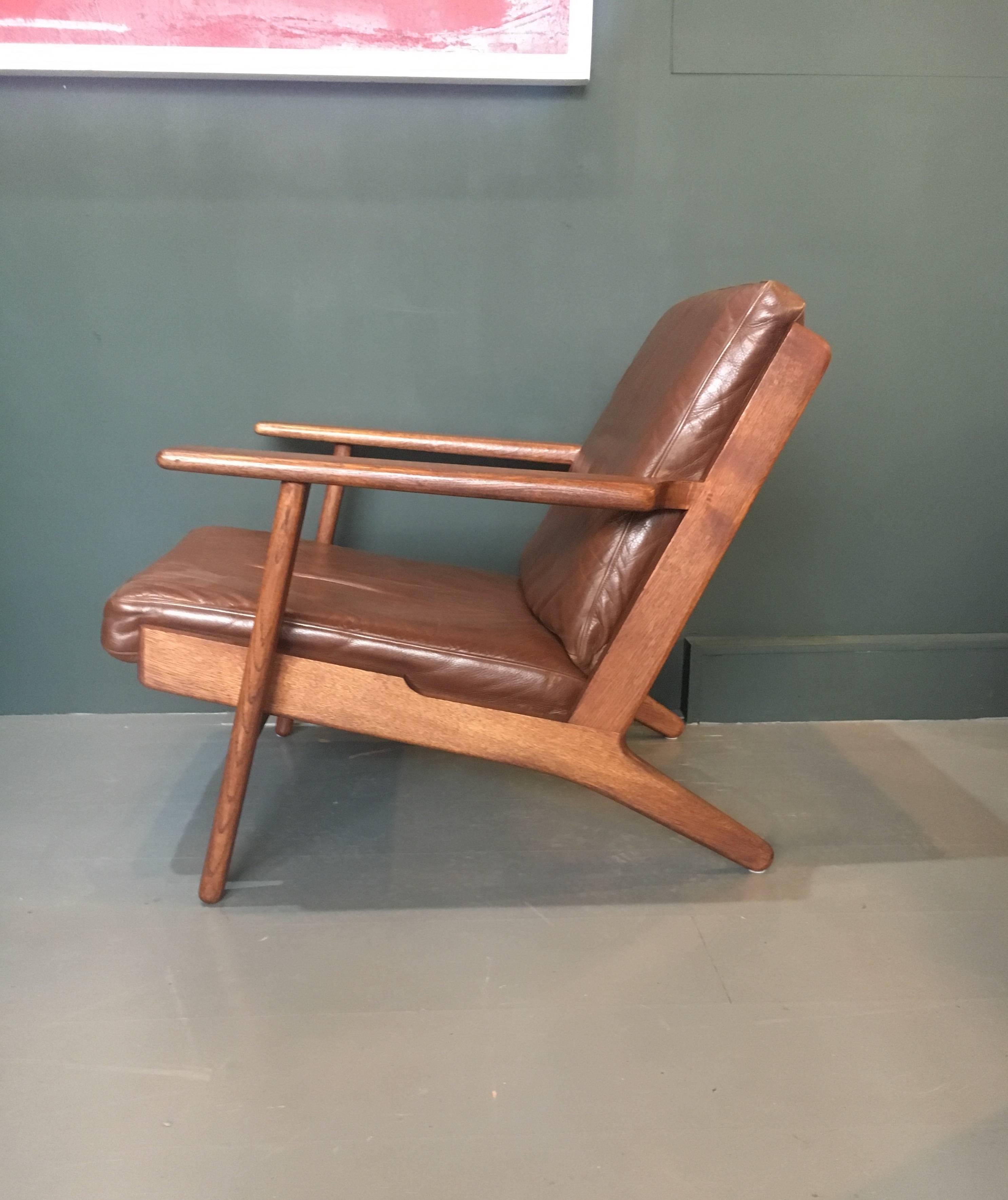 20th Century Hans Wegner GE290 Lounge Chair, Original, 1950s Refurbished