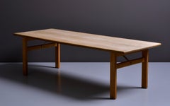 Table basse en chêne Hans Wegner GE290 pour Getama