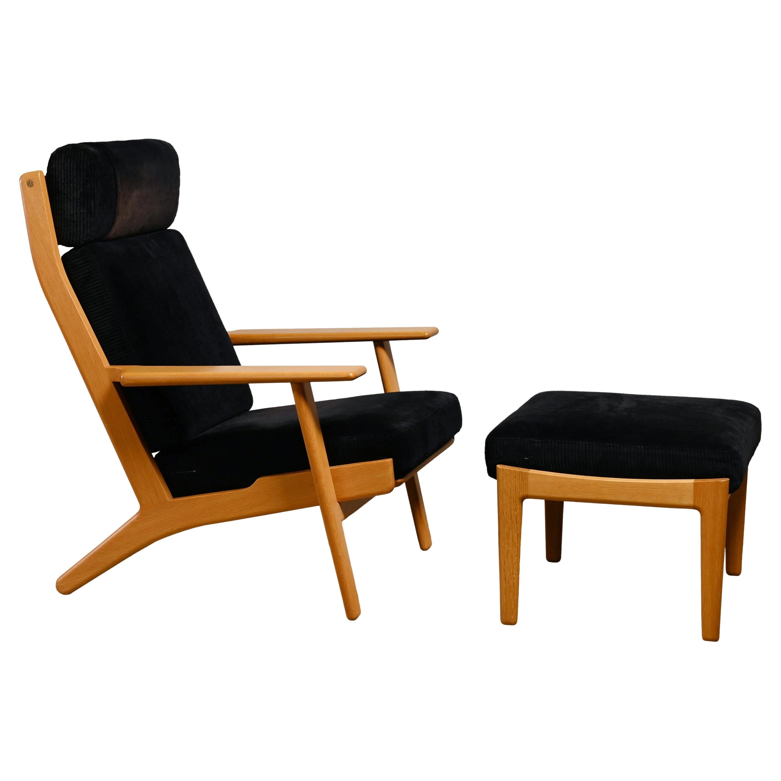 Hans Wegner GE290a Lounge Chair in Black Corduroy Fabric for GETAMA