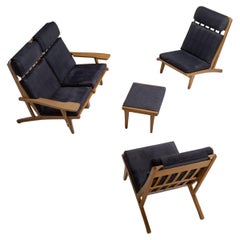 Hans Wegner GE375 seating group Getama Denmark 1969