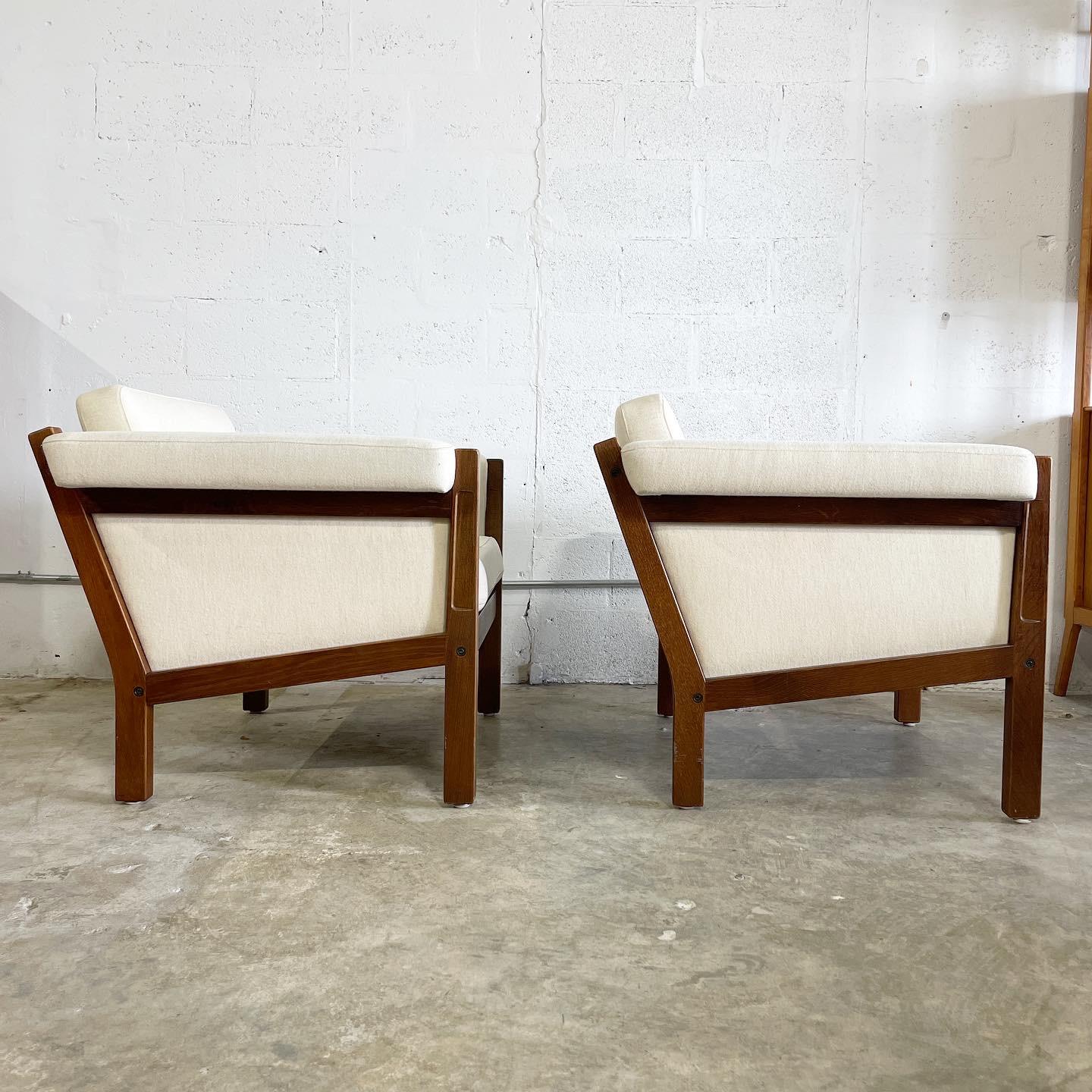 Mid-Century Modern Hans Wegner Ge40 Getama Danish Modern of Lounge Chairs - a Pair For Sale