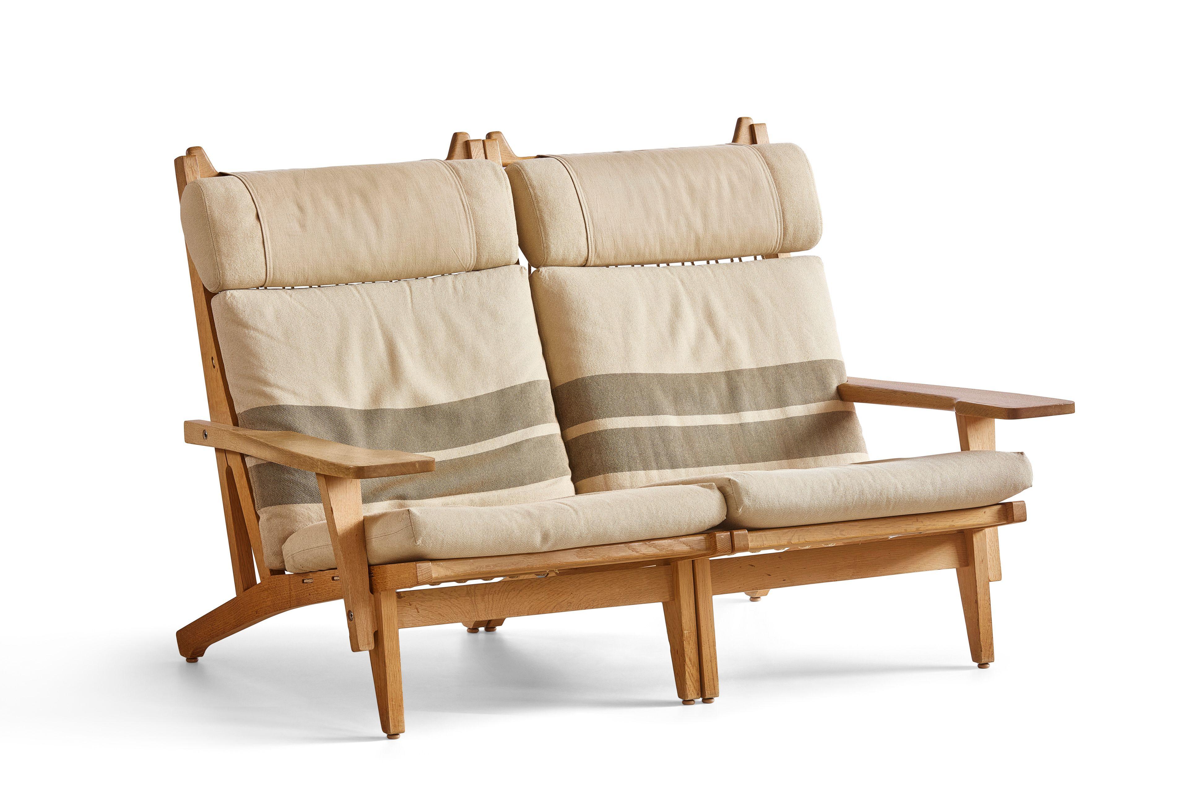 Sofá convertible Hans Wegner Getama 375 en roble macizo en Bueno estado para la venta en Toronto, Ontario