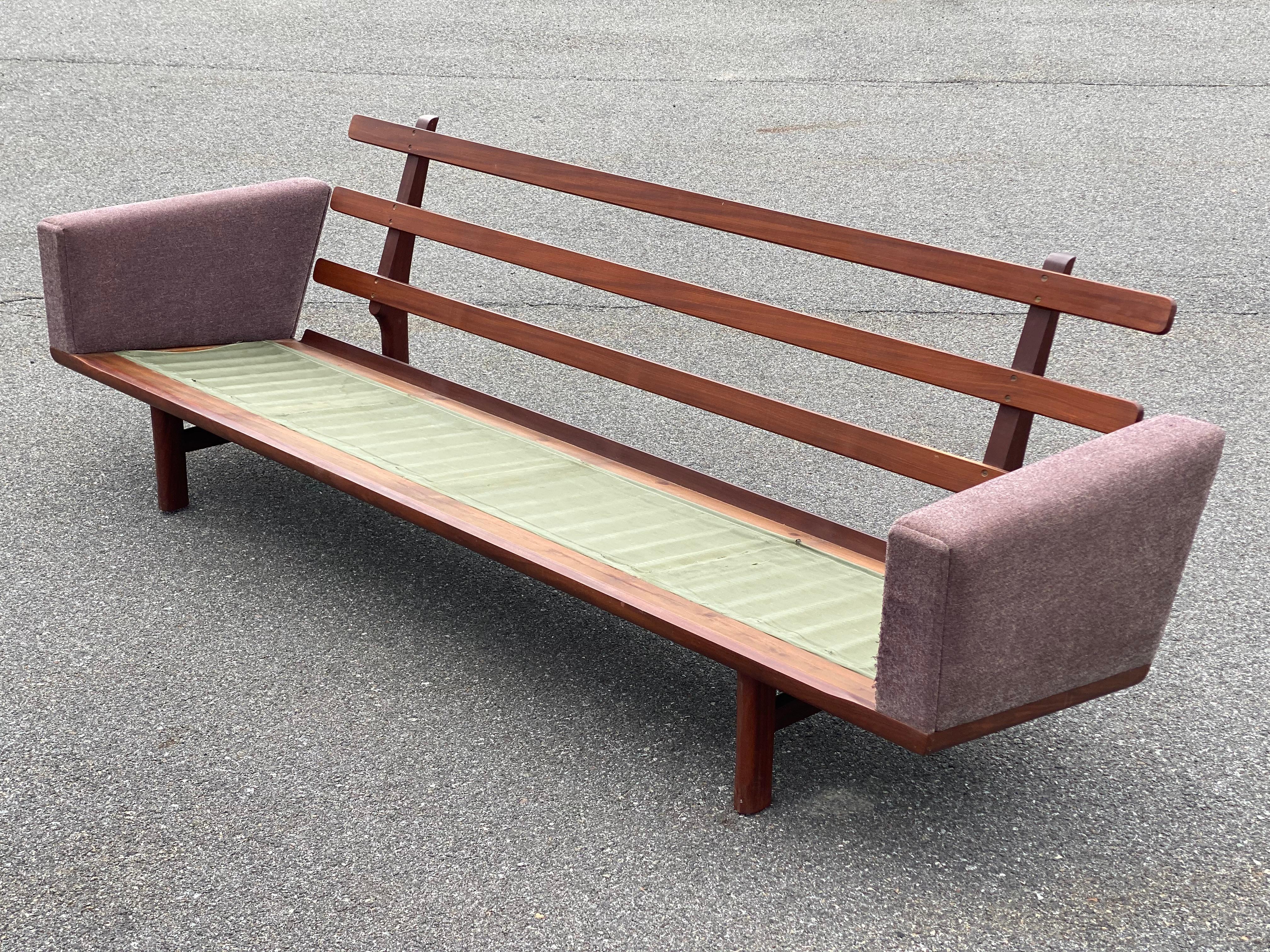 Hans Wegner Getama GE-236 Viersitzer-Sofa aus Teakholz im Angebot 2