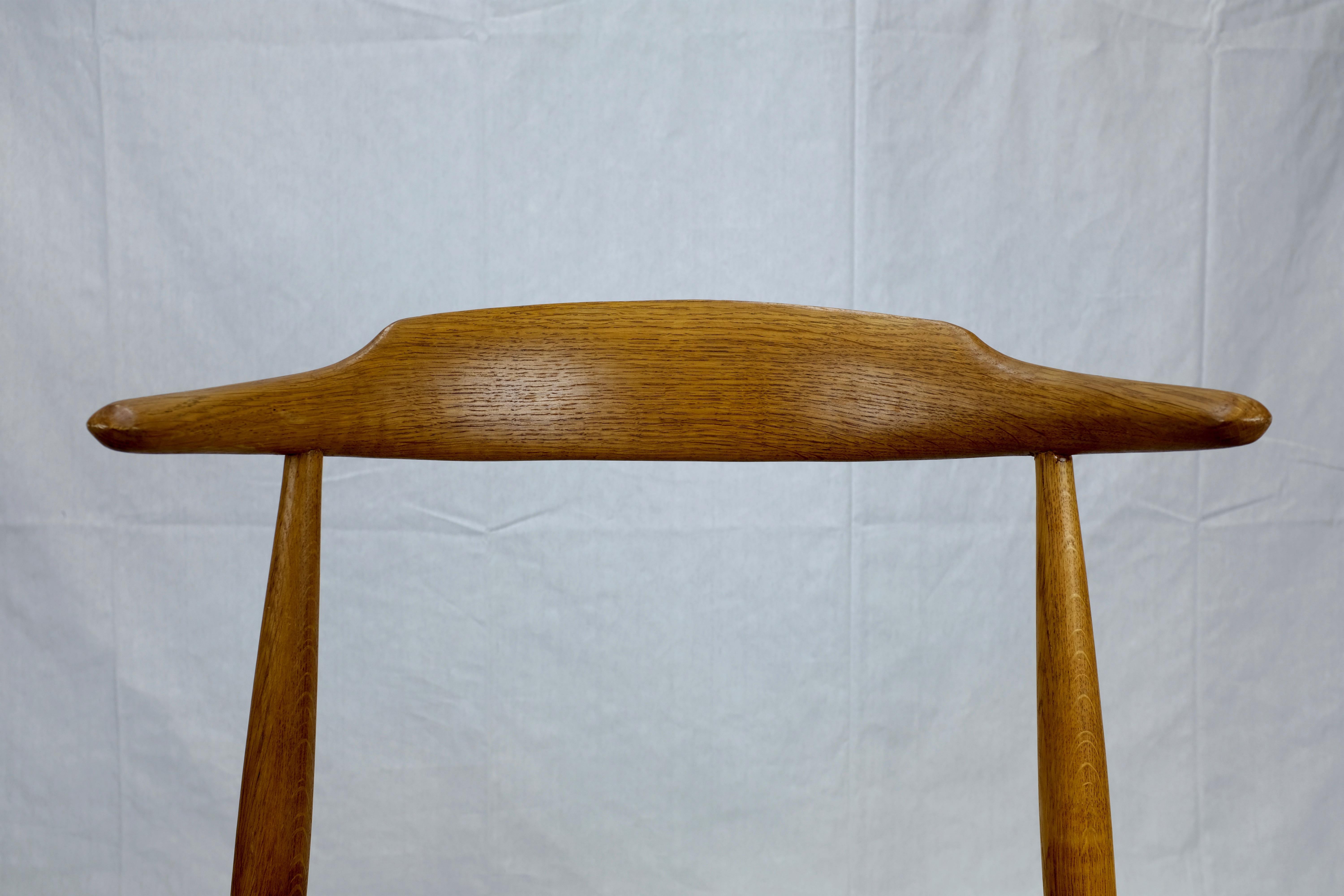 Danish Hans Wegner Heart Chair in Oak For Sale