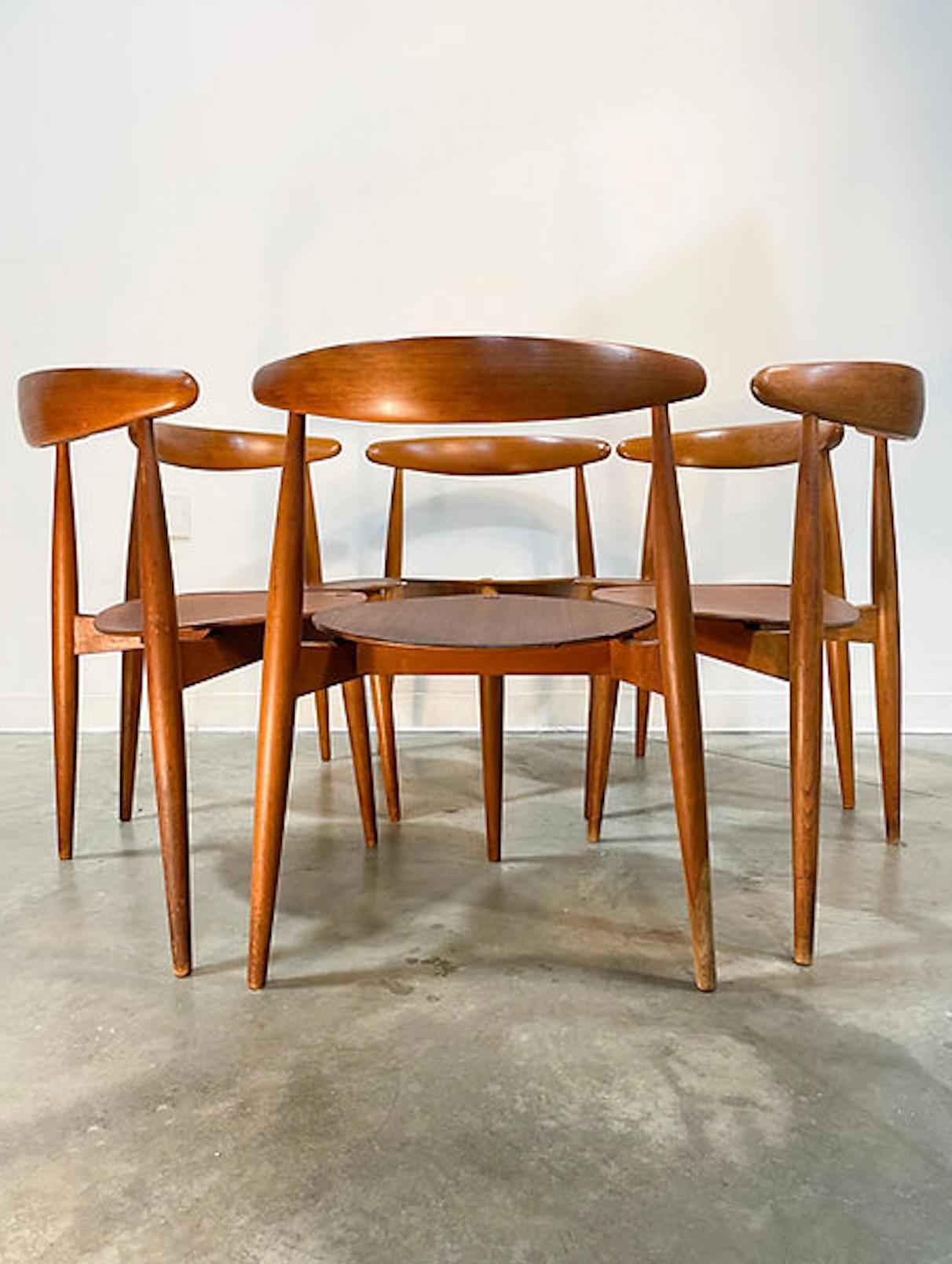 Danish Hans Wegner Heart Chairs Set of 6 by Fritz Hansen