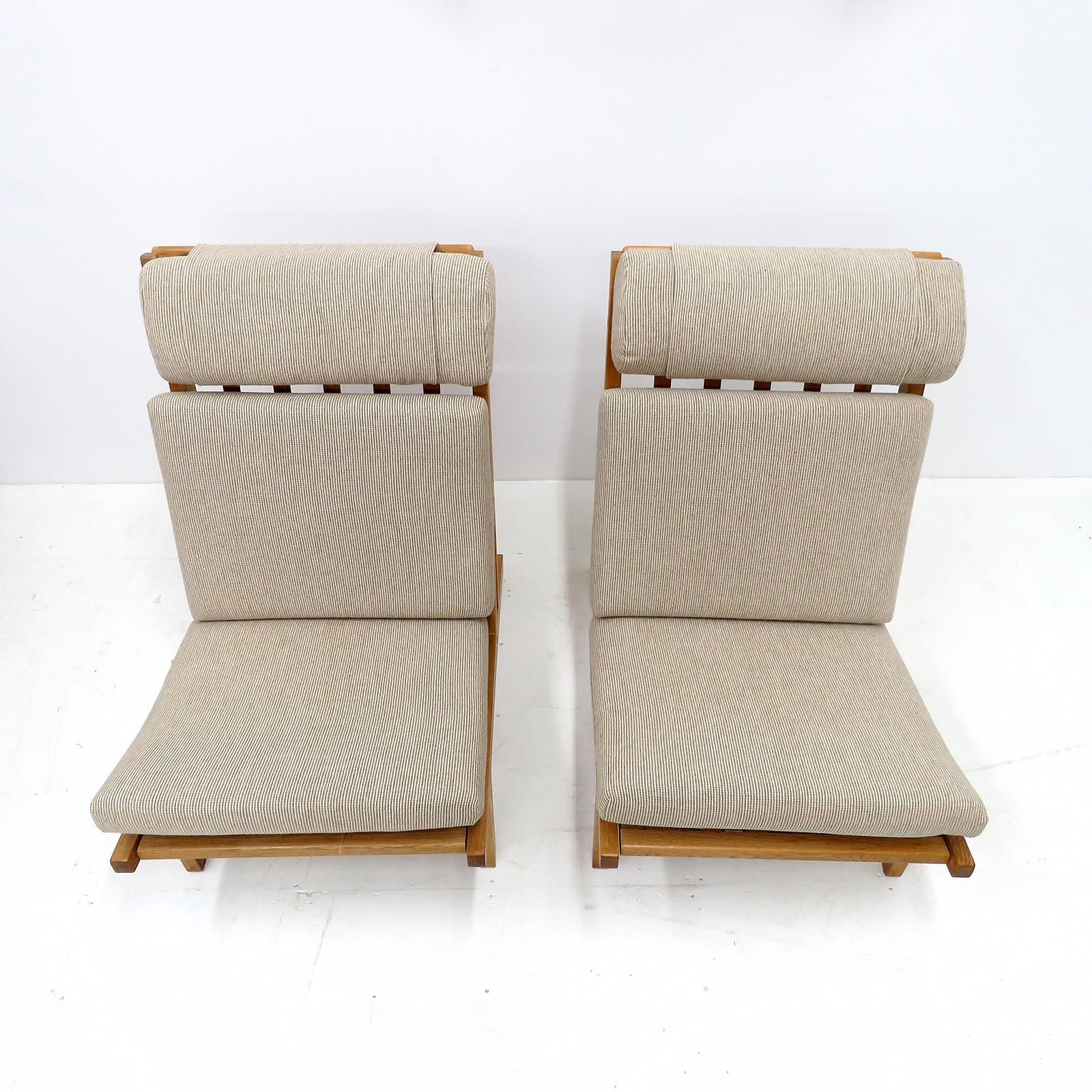 Scandinavian Modern Hans Wegner High Back Lounge Chair, Model GE-375, 1960 For Sale