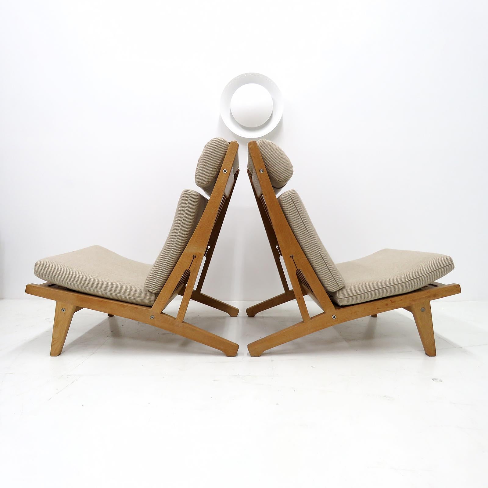 Hans Wegner, Loungesessel mit hoher Rückenlehne, Modell GE-375, 1960 (Wolle) im Angebot