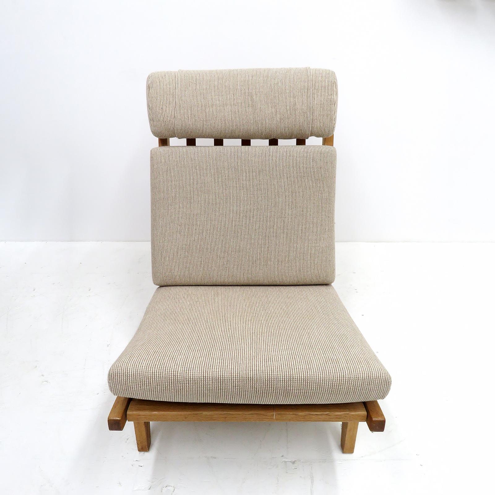 Wool Hans Wegner High Back Lounge Chair, Model GE-375, 1960