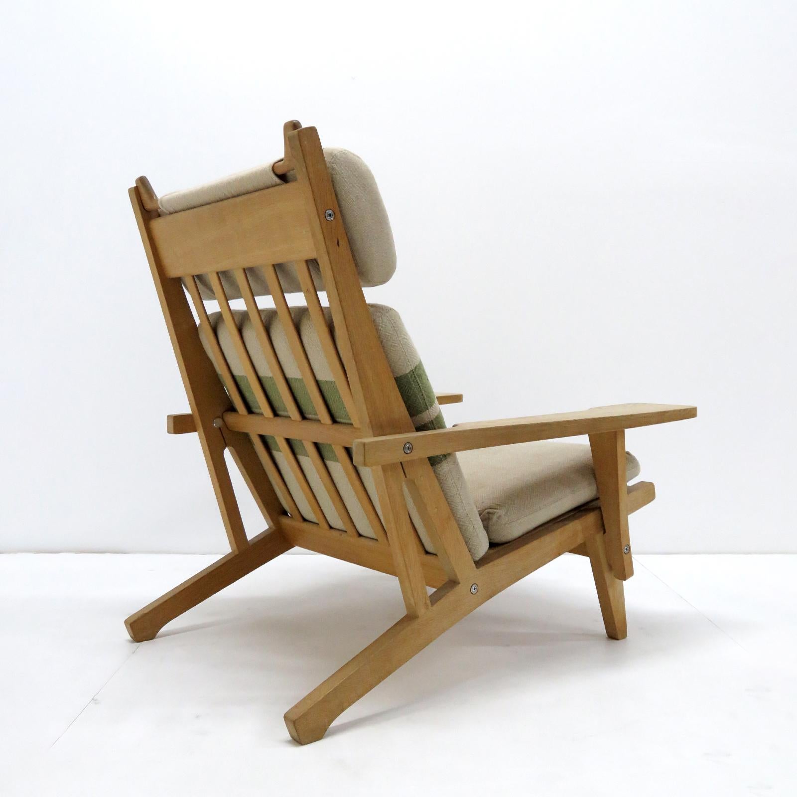 Mid-20th Century Hans Wegner High Back Lounge Chair, Model GE-375, 1970