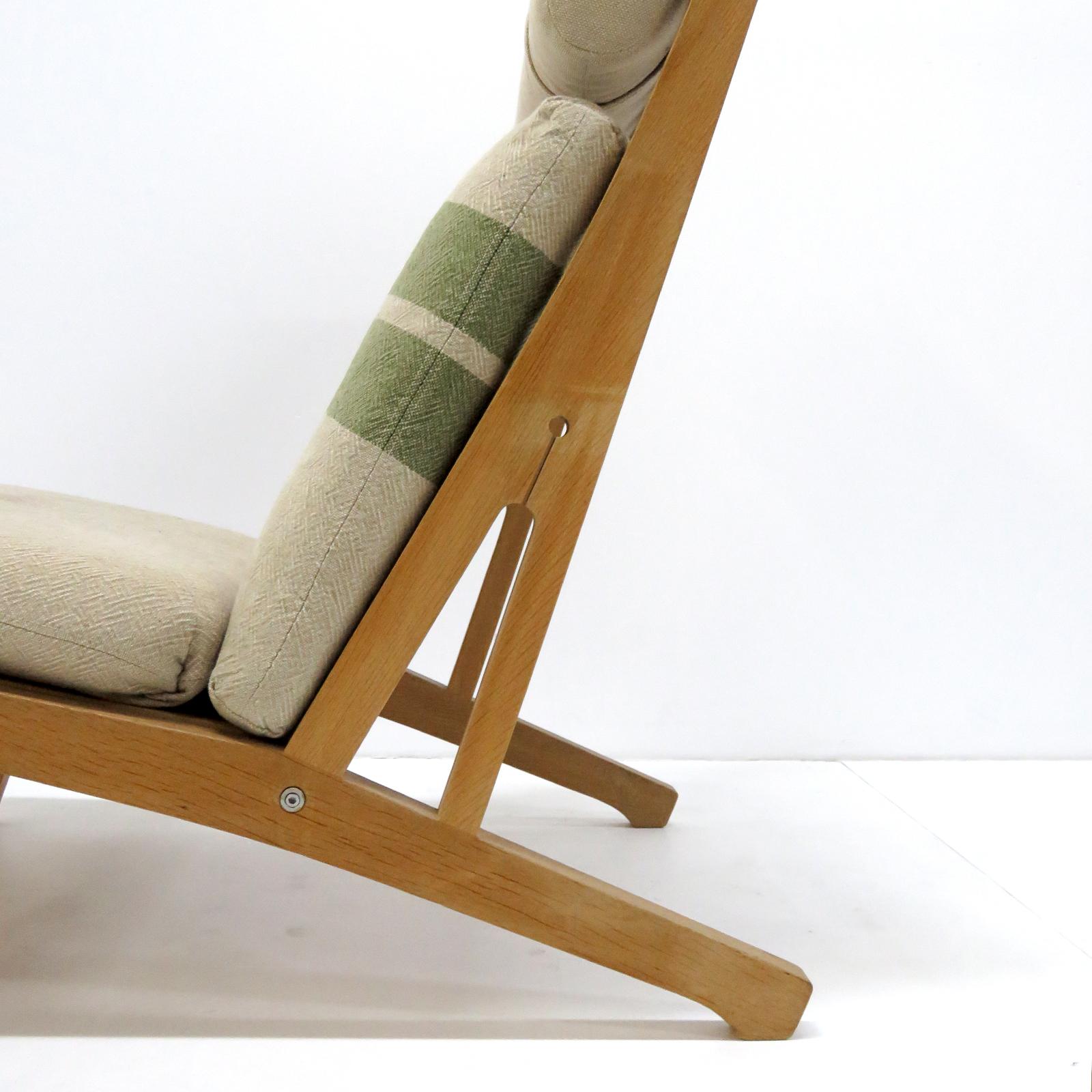 Hans Wegner High Back Lounge Chair, Model GE-375 2