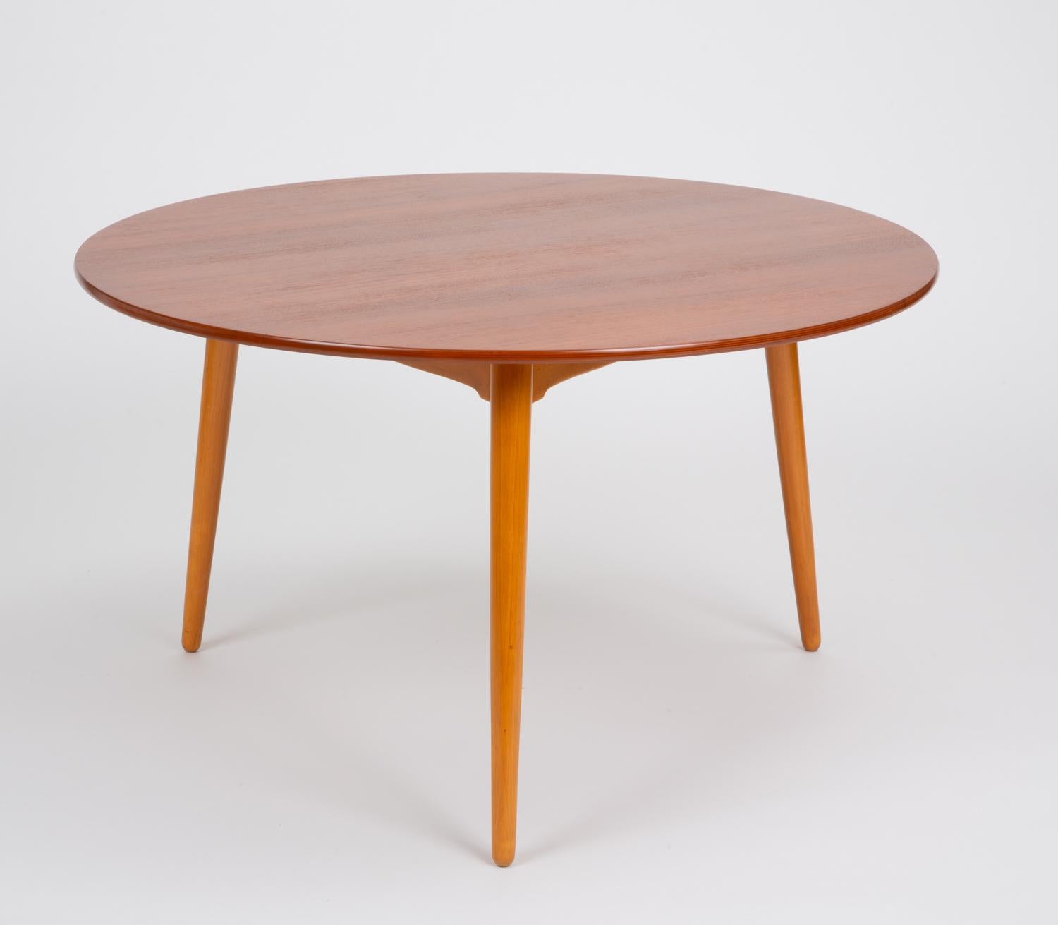 Scandinavian Modern Hans Wegner 