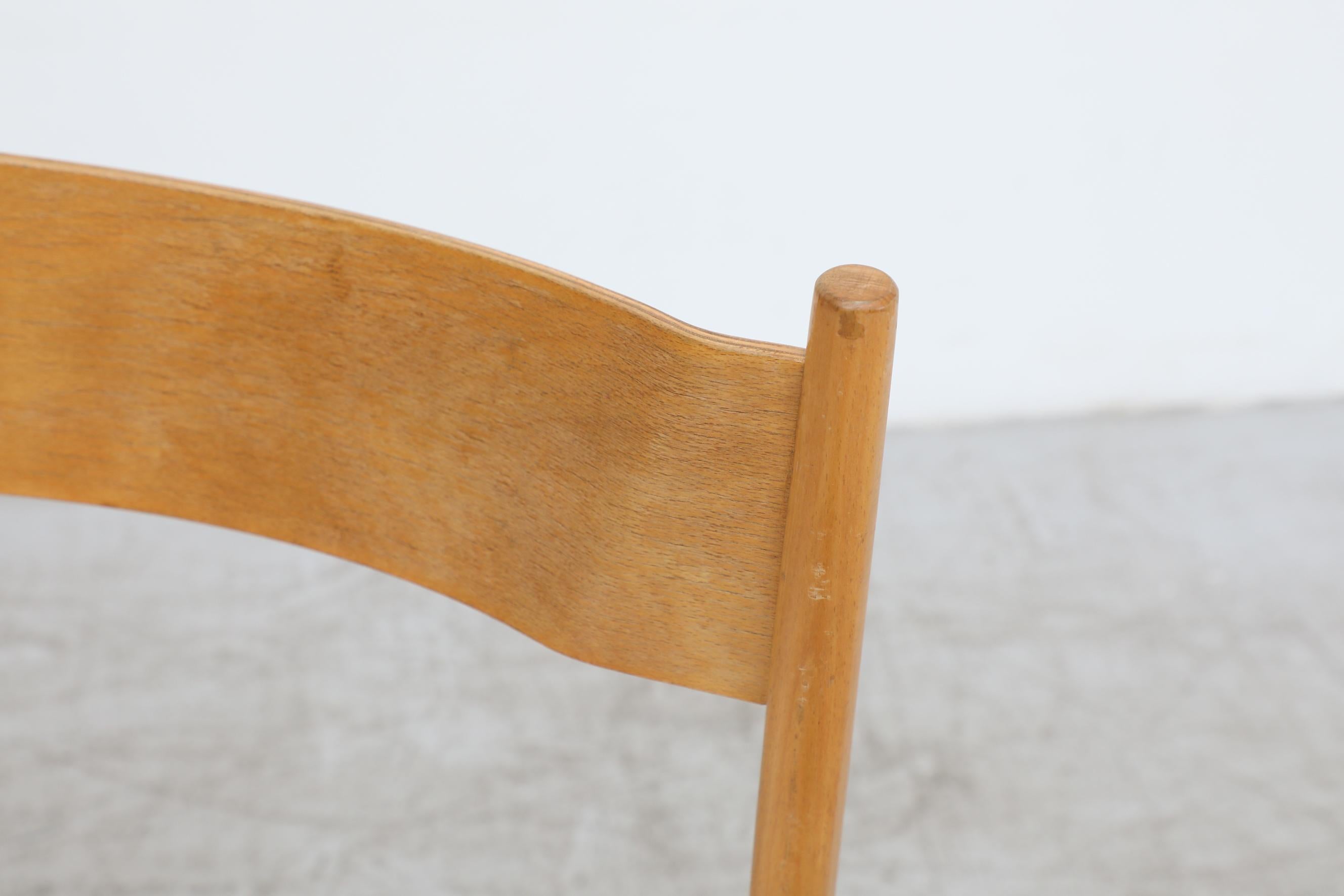 Hans Wegner inspirierte dänische blonde Esszimmerstühle mit neuen weißen Segeltuchsitzen im Angebot 6