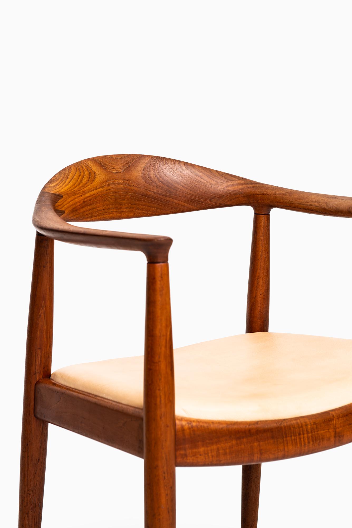 Hans Wegner JH-501 / The Chair by Johannes Hansen in Denmark 1