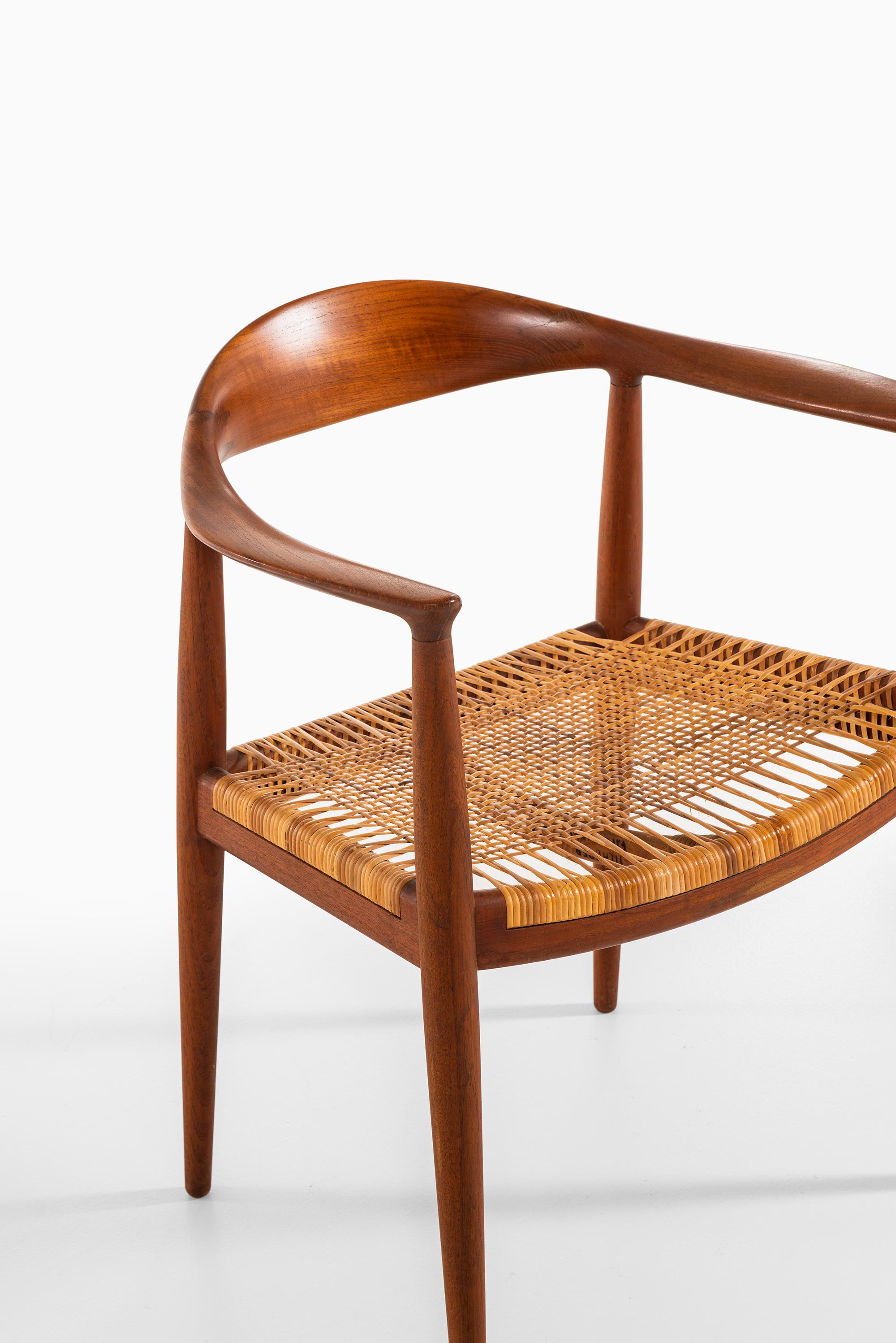 Danish Hans Wegner JH-501, the Chair Produced by Johannes Hansen in Denmark